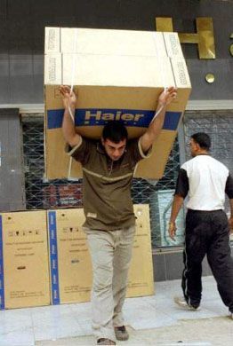 戰(zhàn)后重建家園，伊拉克人為何把海爾洗衣機(jī)搬回家？